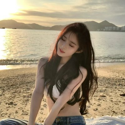 穿成男主早亡妻后我每天都在苟命